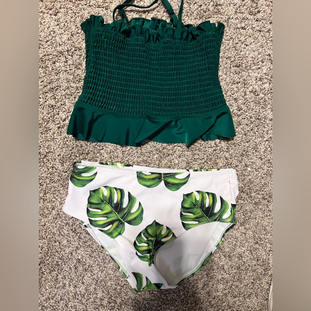 Girl's Bikini Set Crop Flounce Two Piece Swimsuits Kids Haler Bathing Suits NWOT
